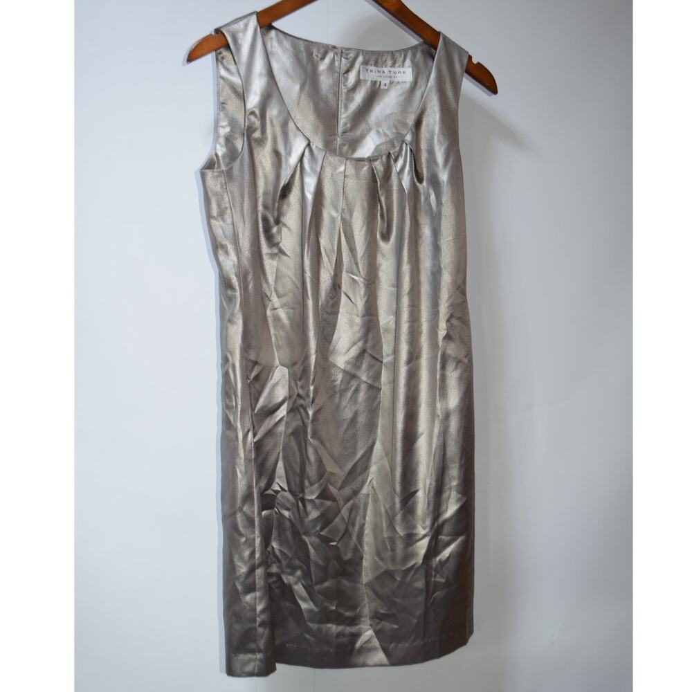 Trina Turk Metallic Silver Sheath Dress Size 4 Sleeveless Cocktail Dress
